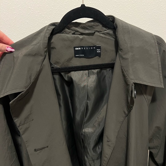 ASOS DESIGN premium top collar trench in dark olive - Picture 6 of 9